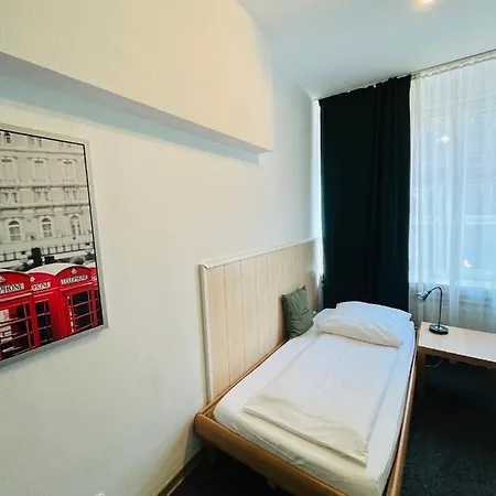 Hotel Schwarzer Baer Hannover Buitenkant foto