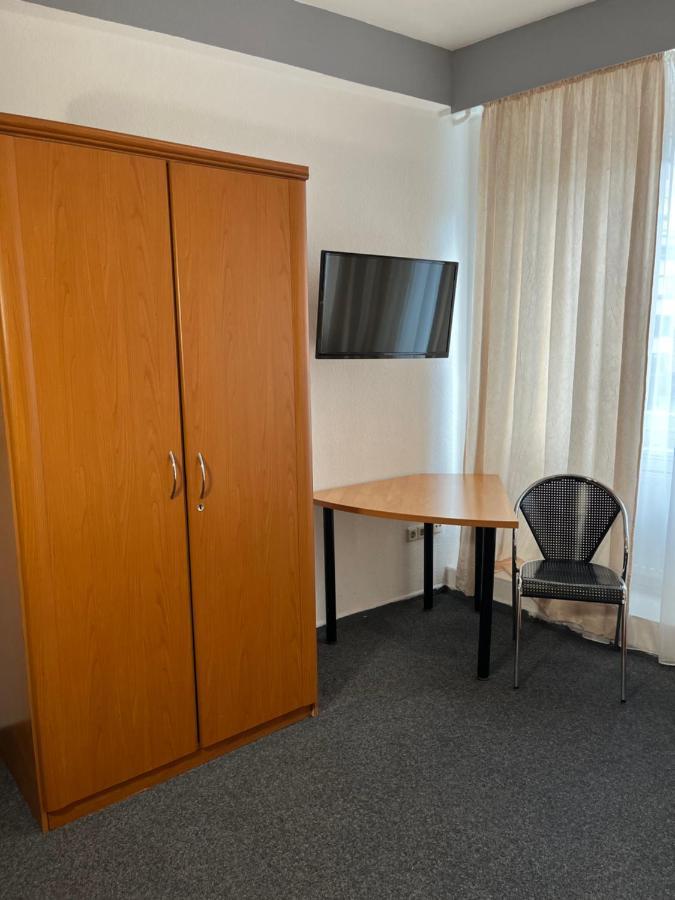 Schwarzer Baer 3* Ганновер
